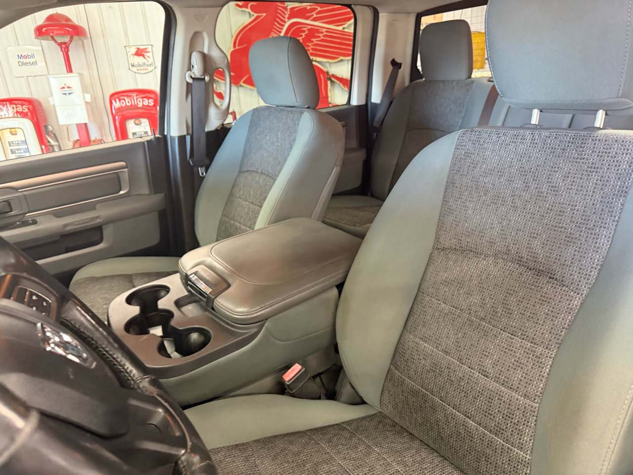 Used 2016 RAM 2500 Outdoorsman image 18