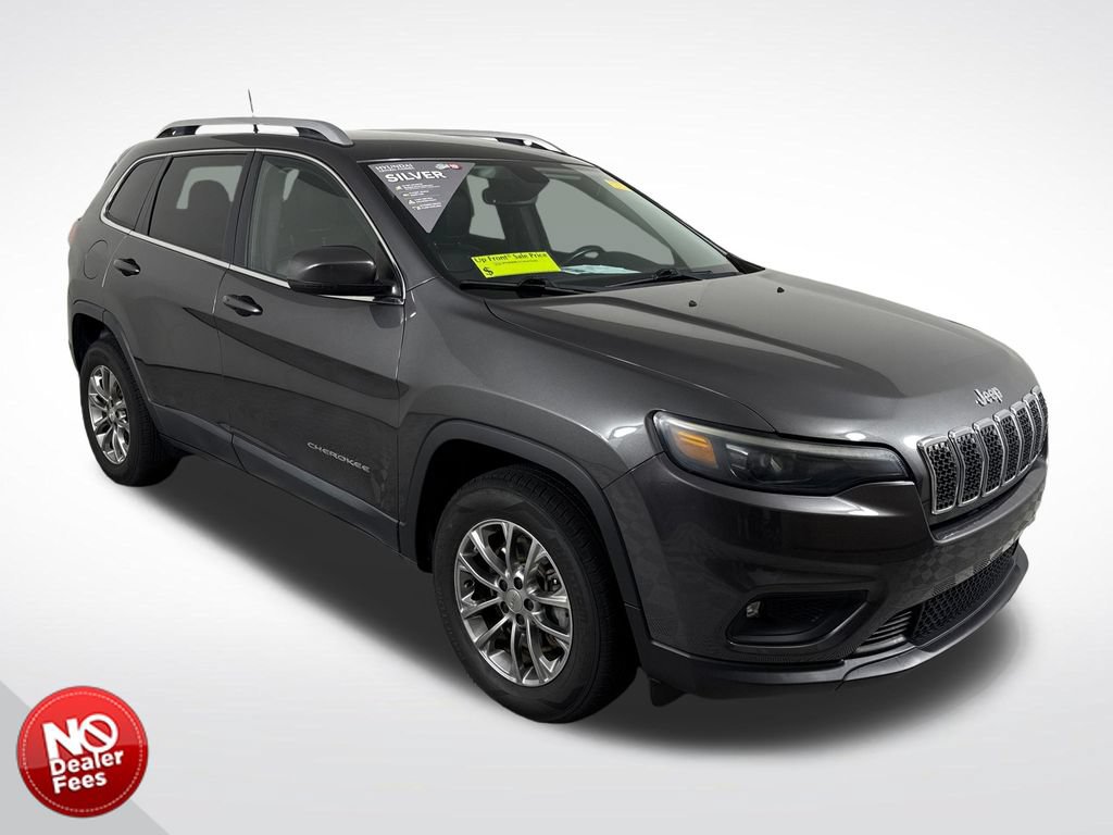 Used 2019 Jeep Cherokee Latitude Plus w/ Comfort/Convenience Group AWD/4WD image 1