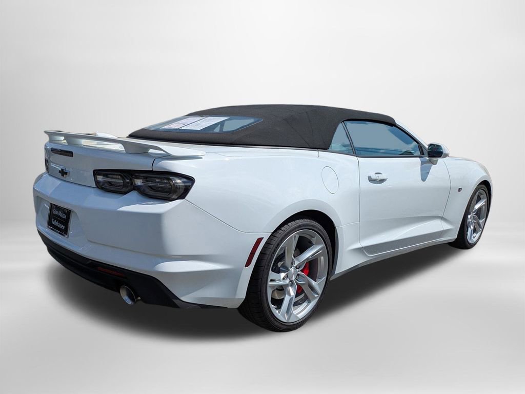 Used 2021 Chevrolet Camaro SS image 12