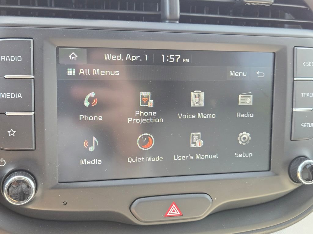 Used 2025 Kia Soul LX image 34