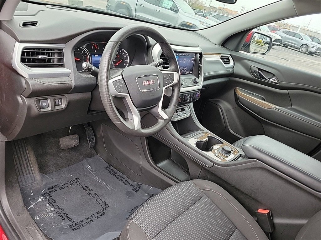 Used 2023 GMC Acadia SLE w/ Driver Convenience Package image 19