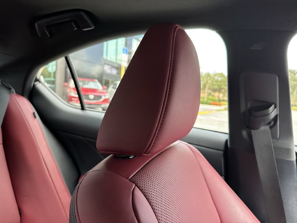 Used 2023 Lexus IS 300 w/ Comfort Package RWD image 20