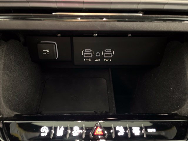 Used 2023 Jeep Wagoneer Series II w/ Premium Group I AWD/4WD image 26