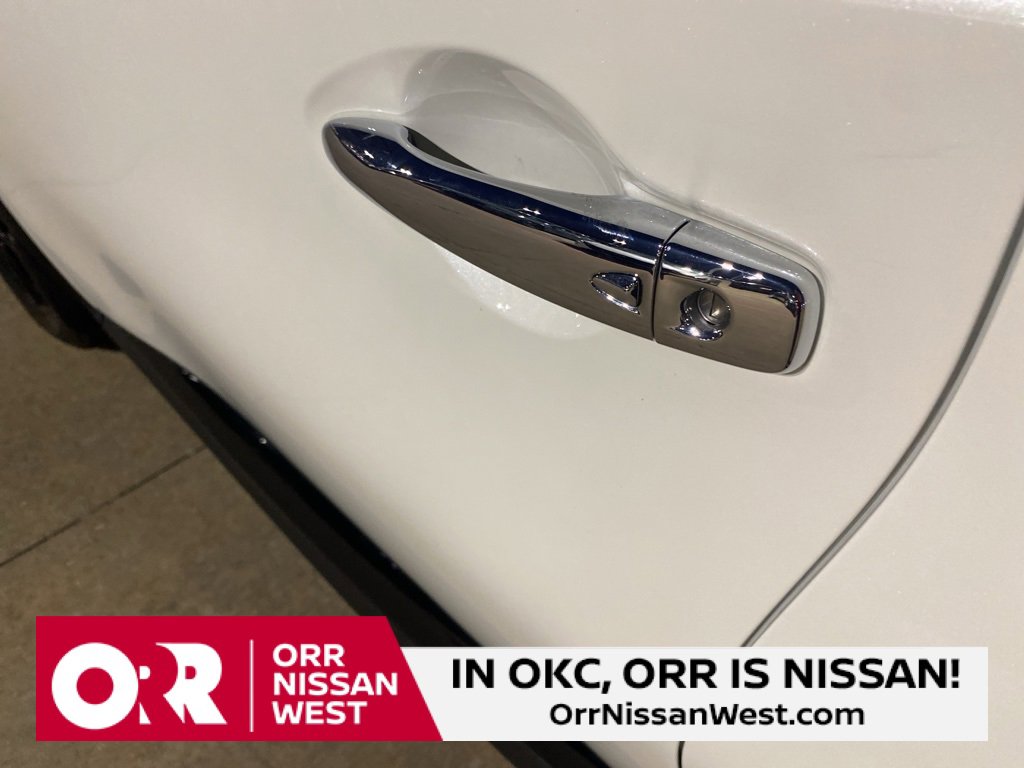 Used 2024 Nissan Murano SV w/ SV Midnight Edition Package image 13