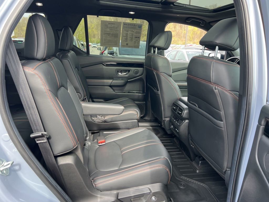 Used 2023 Honda Pilot TrailSport image 26