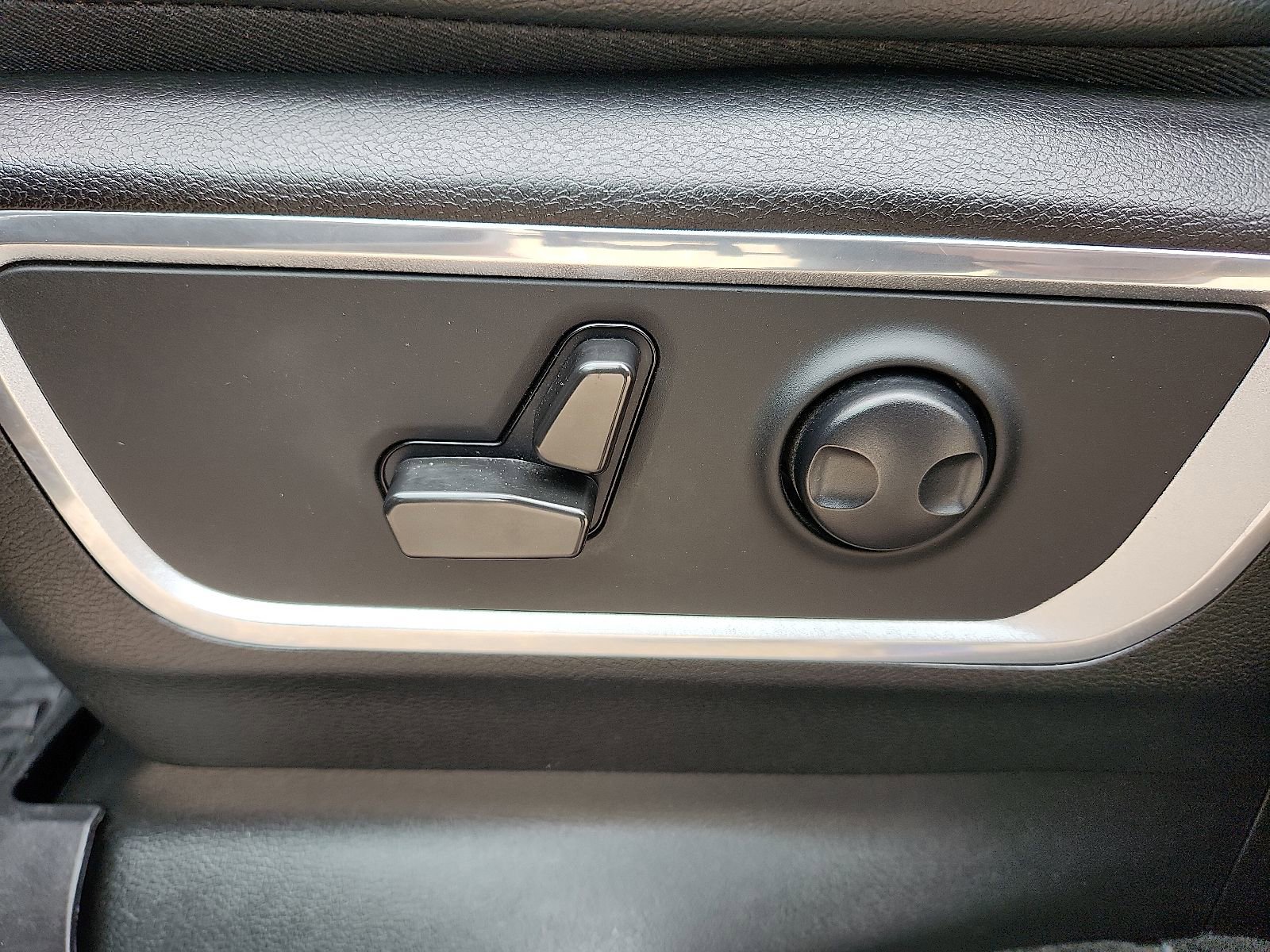 Used 2022 RAM 1500 Laramie image 14