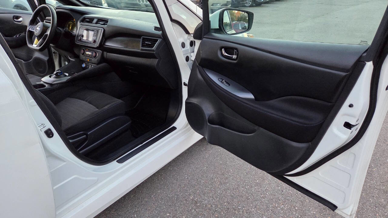 Used 2019 Nissan Leaf S w/ S Charge Package image 36