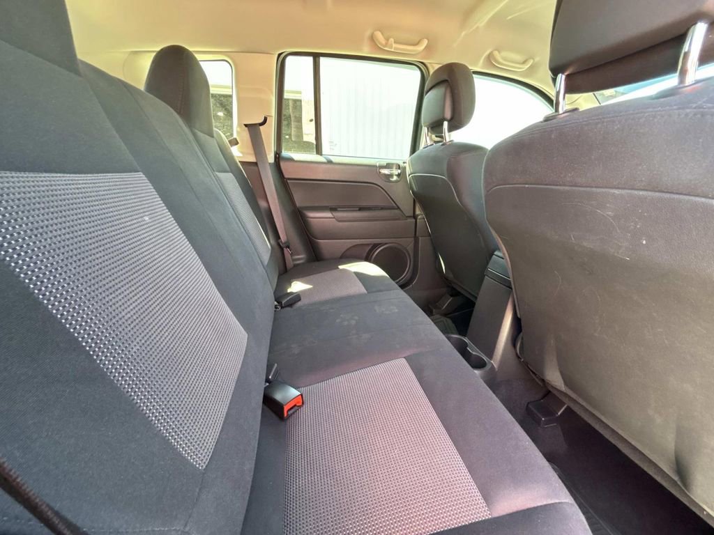 Used 2012 Jeep Compass Sport image 11