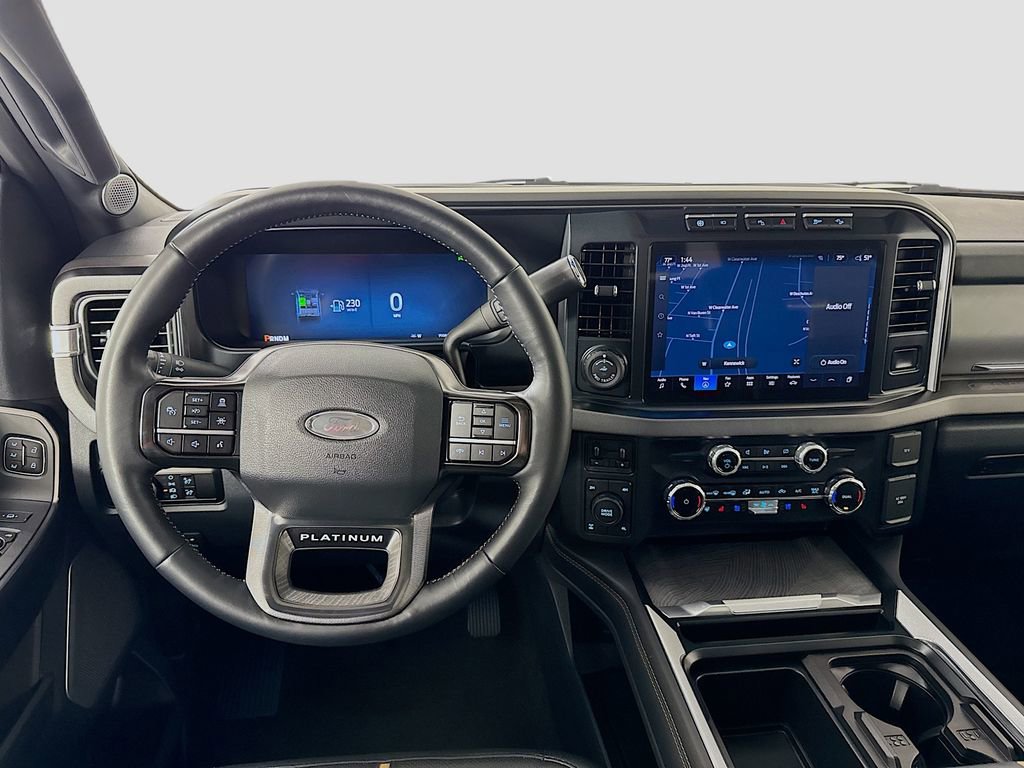 Used 2024 Ford F350 Platinum w/ FX4 Off-Road Package image 19