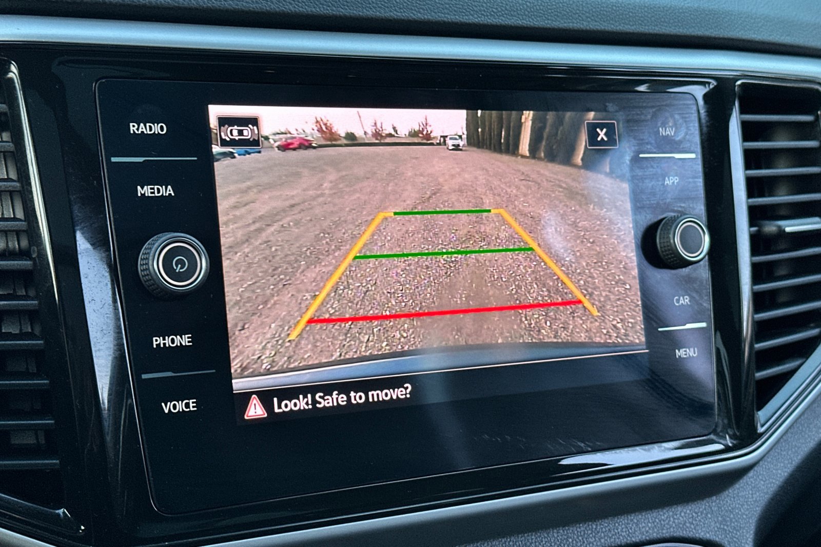 Used 2022 Volkswagen Atlas SEL image 21