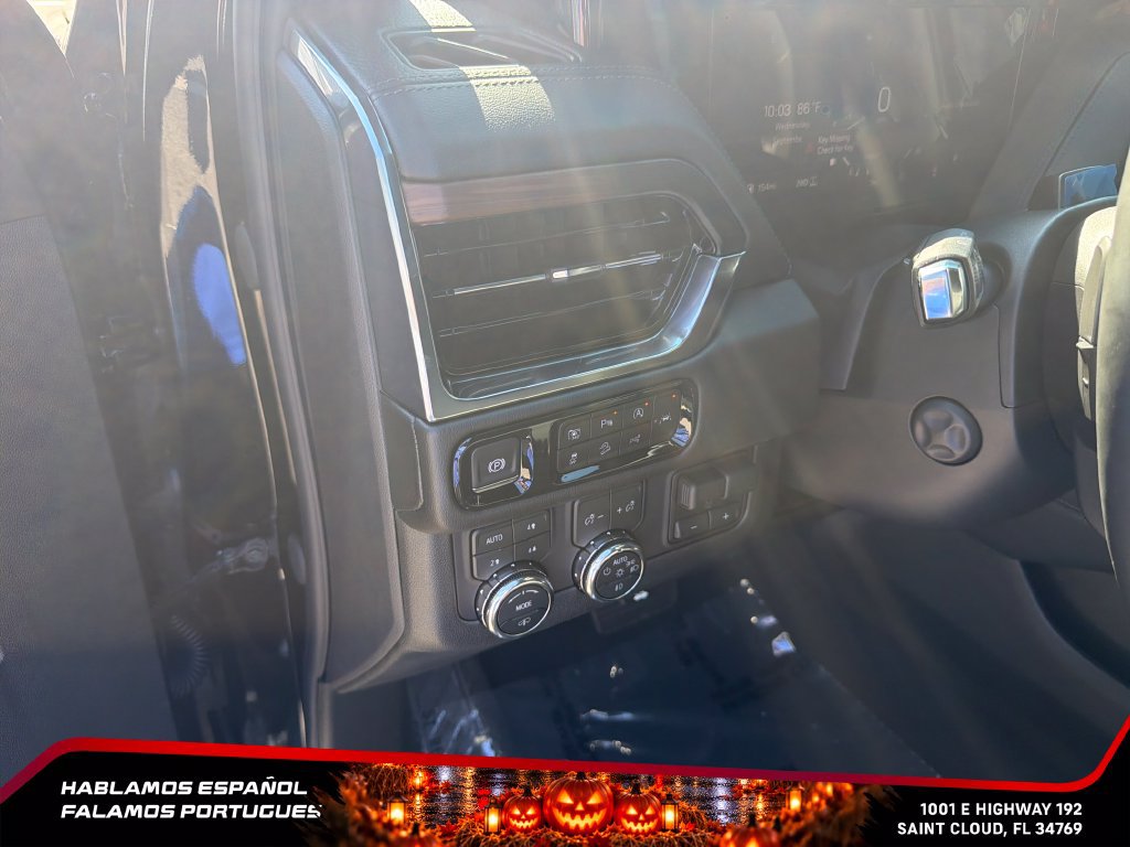 New 2026 GMC Yukon XL Denali w/ Denali Reserve Package AWD/4WD image 18