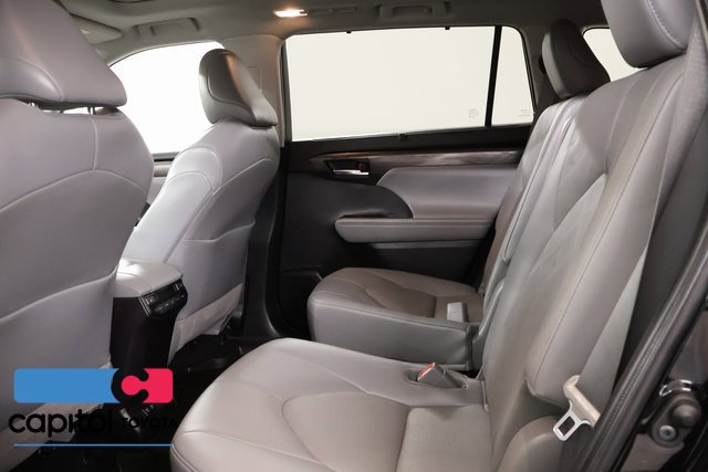 Certified 2021 Toyota Highlander Platinum AWD/4WD image 34