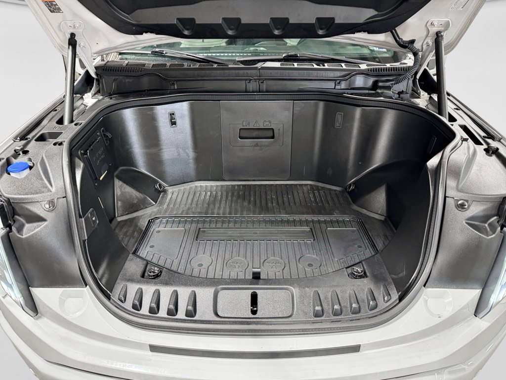 Used 2023 Ford F150 Lightning Platinum image 27