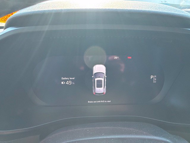 Used 2022 Volvo XC40 P8 Recharge Plus AWD/4WD image 16