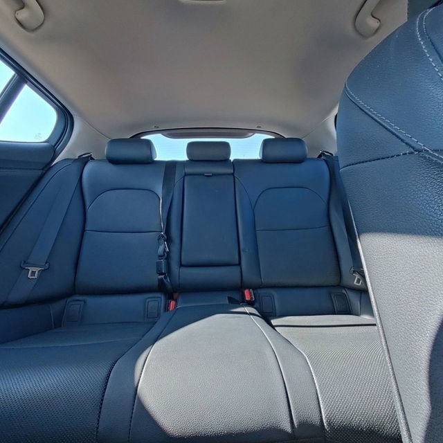 Used 2019 Kia Stinger Premium RWD image 31