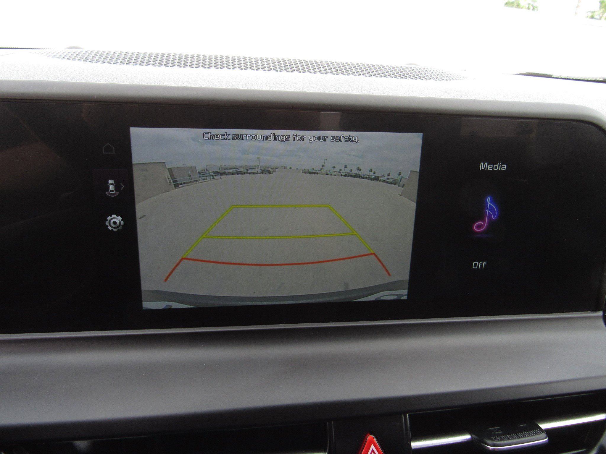 Used 2025 Kia Seltos S image 16