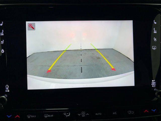 Certified 2024 Jeep Wagoneer L Series II w/ Flexible Seating Group image 17