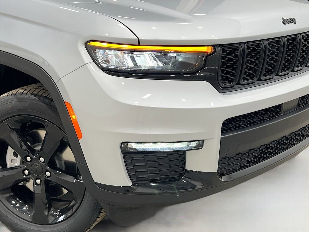 New 2025 Jeep Grand Cherokee L Limited w/ Black Appearance Package image 47