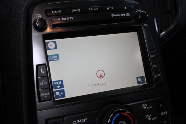Used 2011 Hyundai Genesis 3.8 RWD image 17
