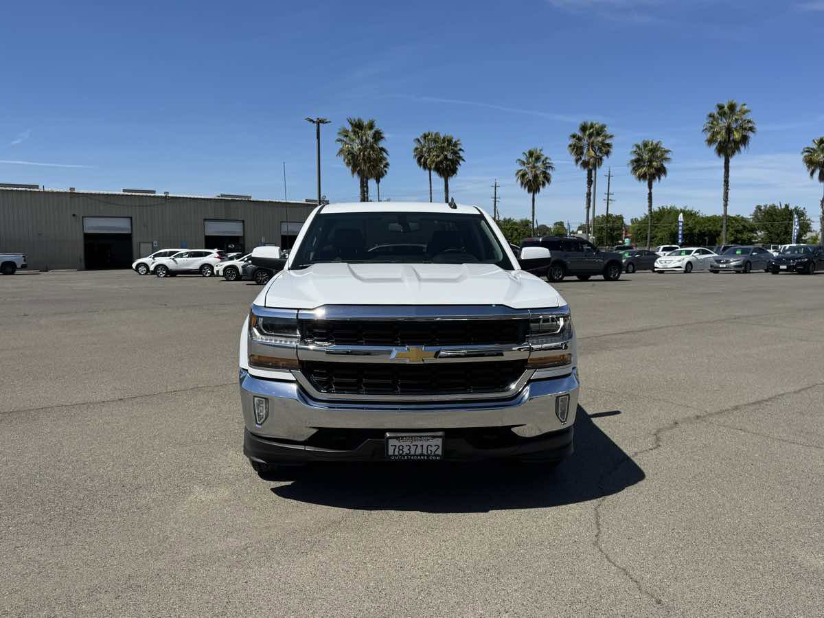 Used 2017 Chevrolet Silverado 1500 LT w/ All Star Edition AWD/4WD image 4