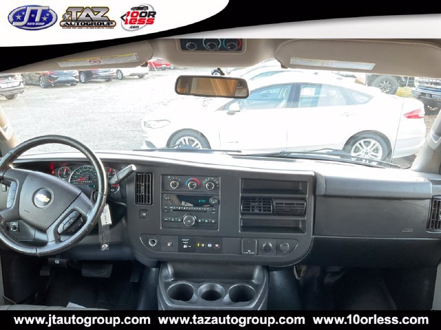 Used 2021 Chevrolet Express 3500 LS RWD image 8
