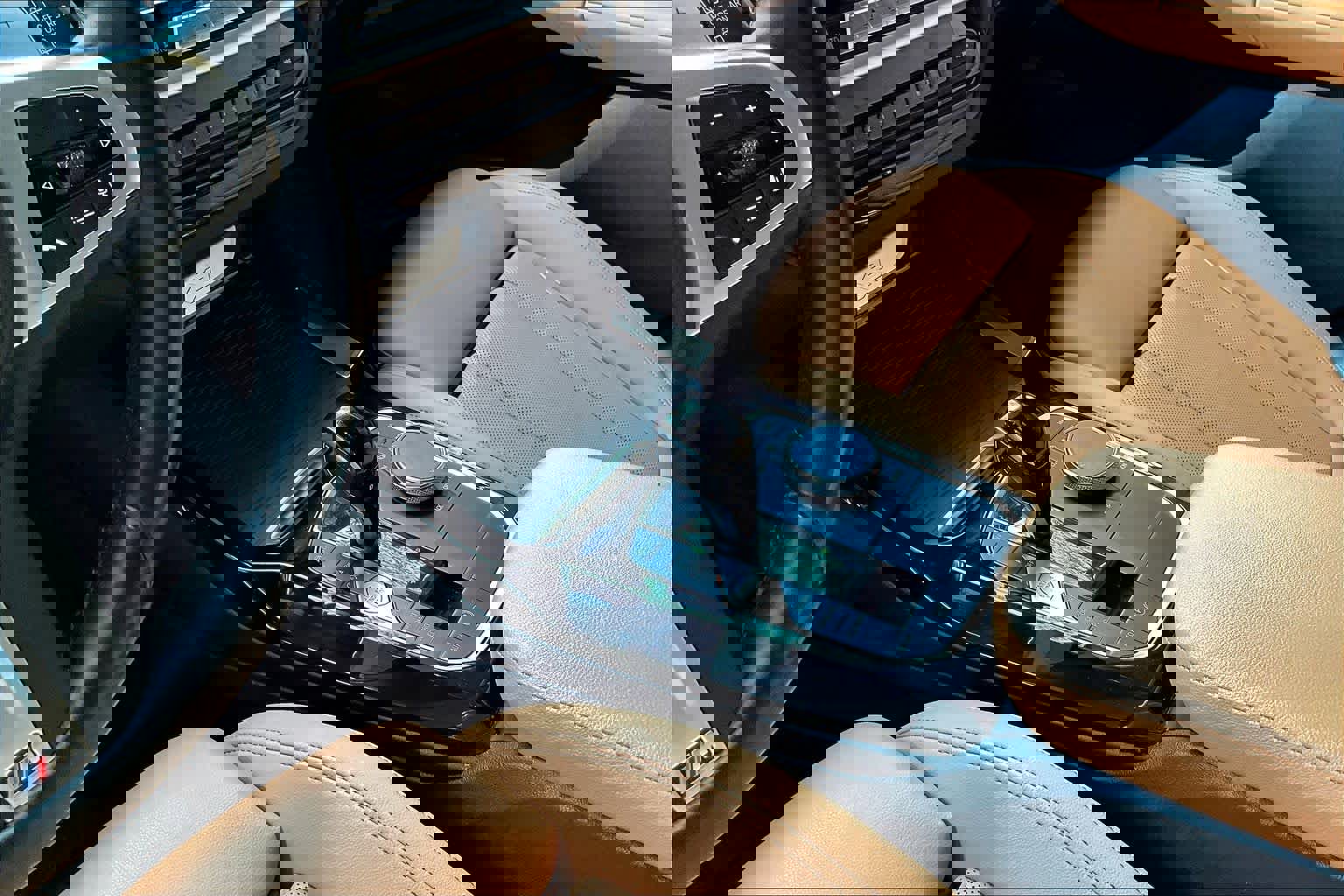 Used 2022 BMW X3 sDrive30i w/ M Sport Package 2 image 16