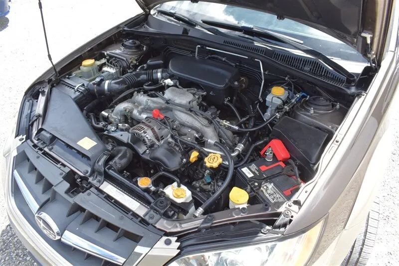 Used 2008 Subaru Outback 2.5i L.L. Bean AWD/4WD image 27