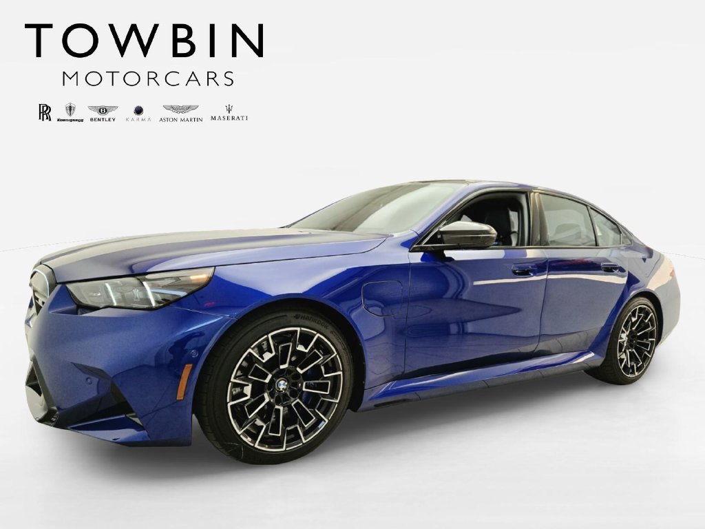 Used 2025 BMW M5 w/ Carbon Package