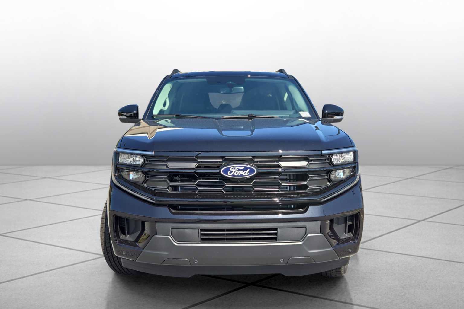 New 2027 Ford Expedition Max Active RWD image 3
