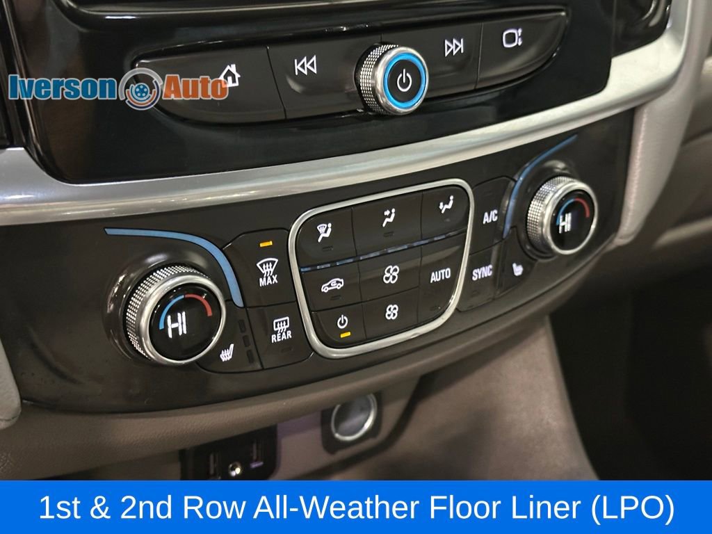 Used 2020 Chevrolet Traverse LT w/ Driver Confidence II Package AWD/4WD image 22