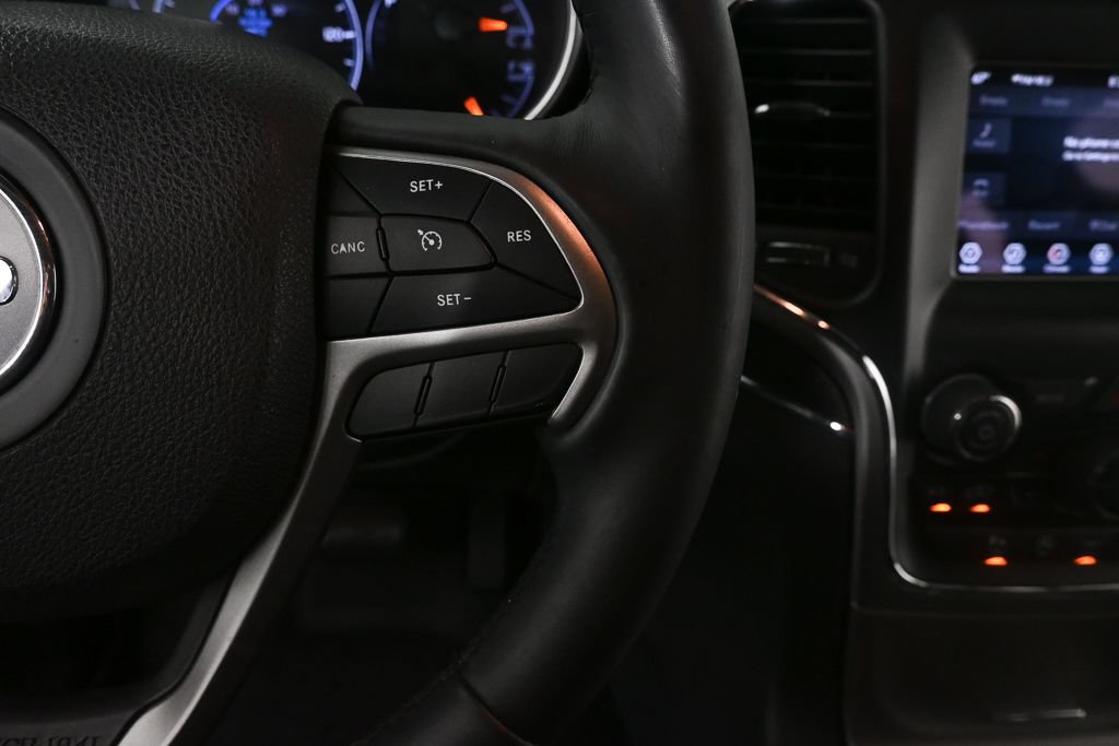 Used 2018 Jeep Grand Cherokee Limited RWD image 11