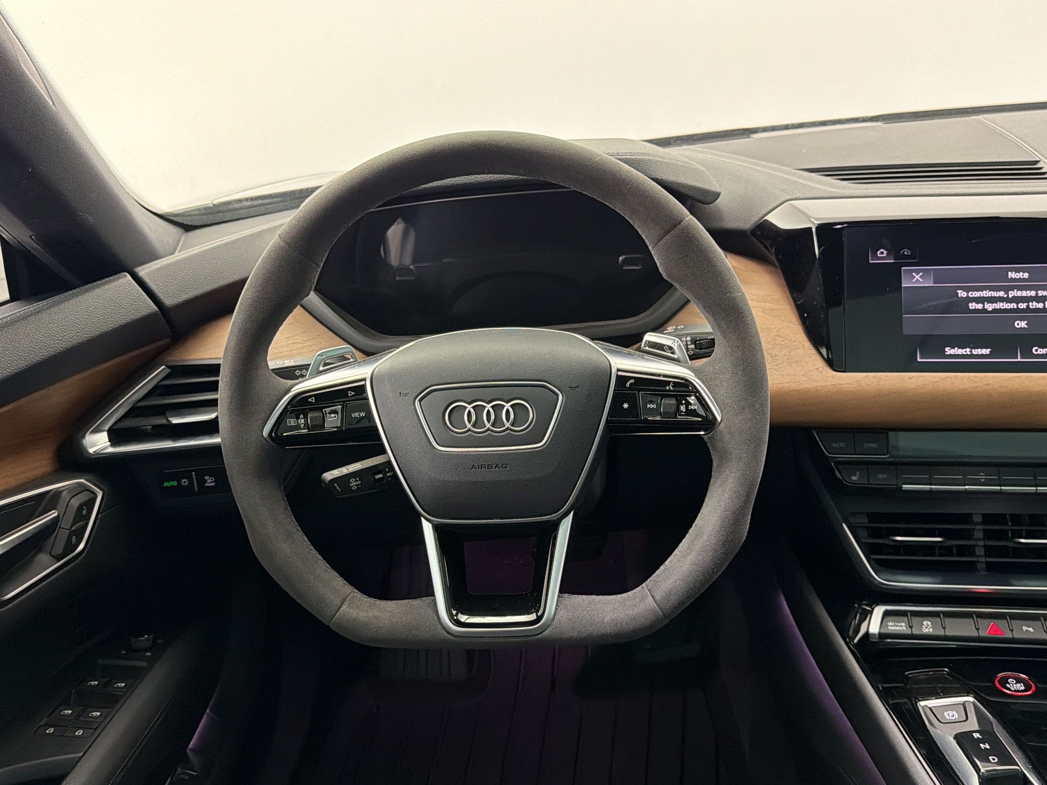Used 2023 Audi e-tron GT Premium Plus AWD/4WD image 26