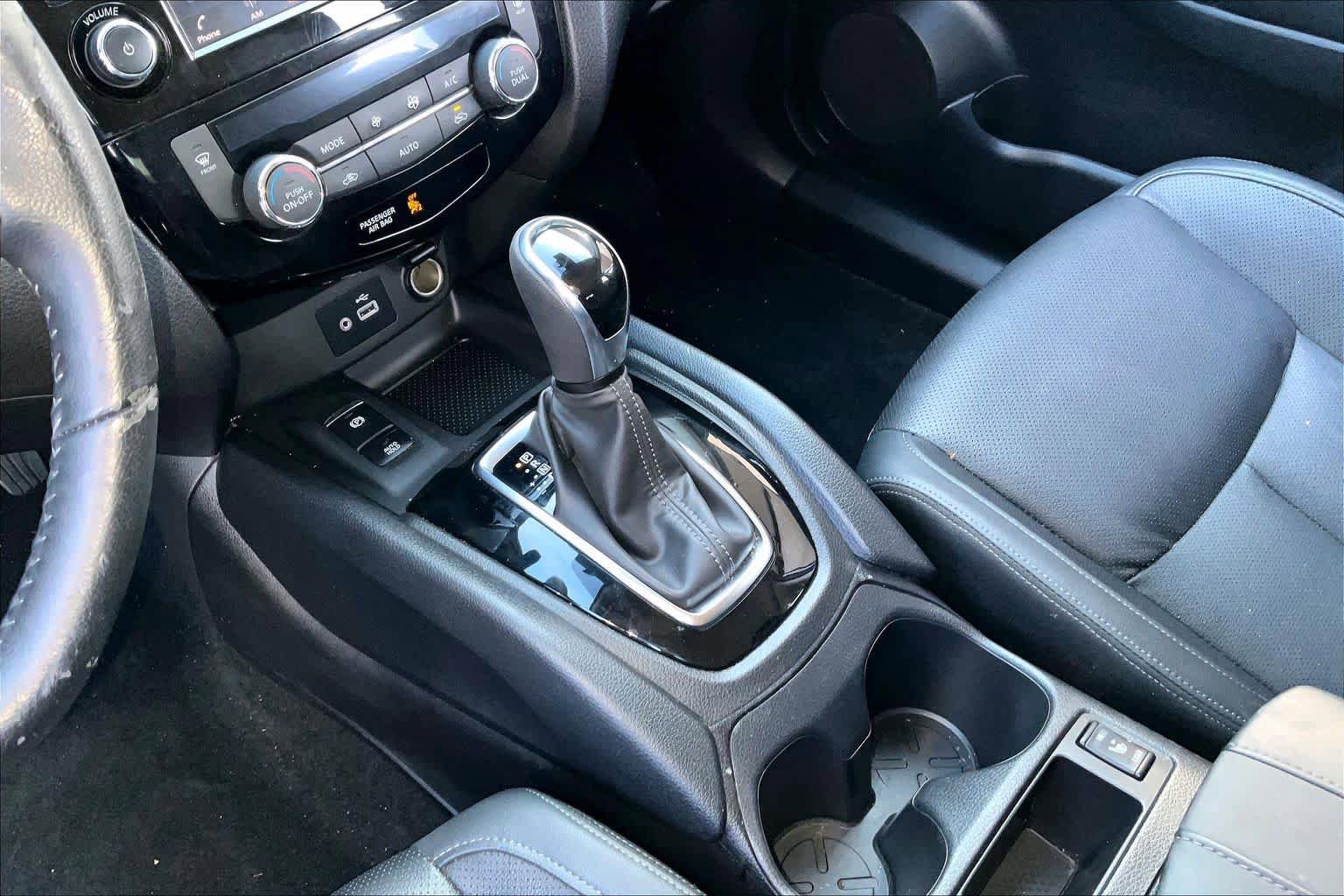 Used 2022 Nissan Rogue Sport SL AWD/4WD image 15