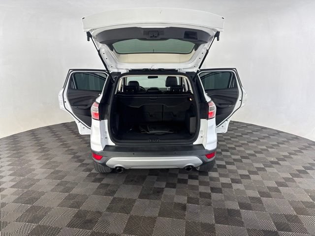 Used 2017 Ford Escape SE w/ SE Leather Comfort Package FWD image 15
