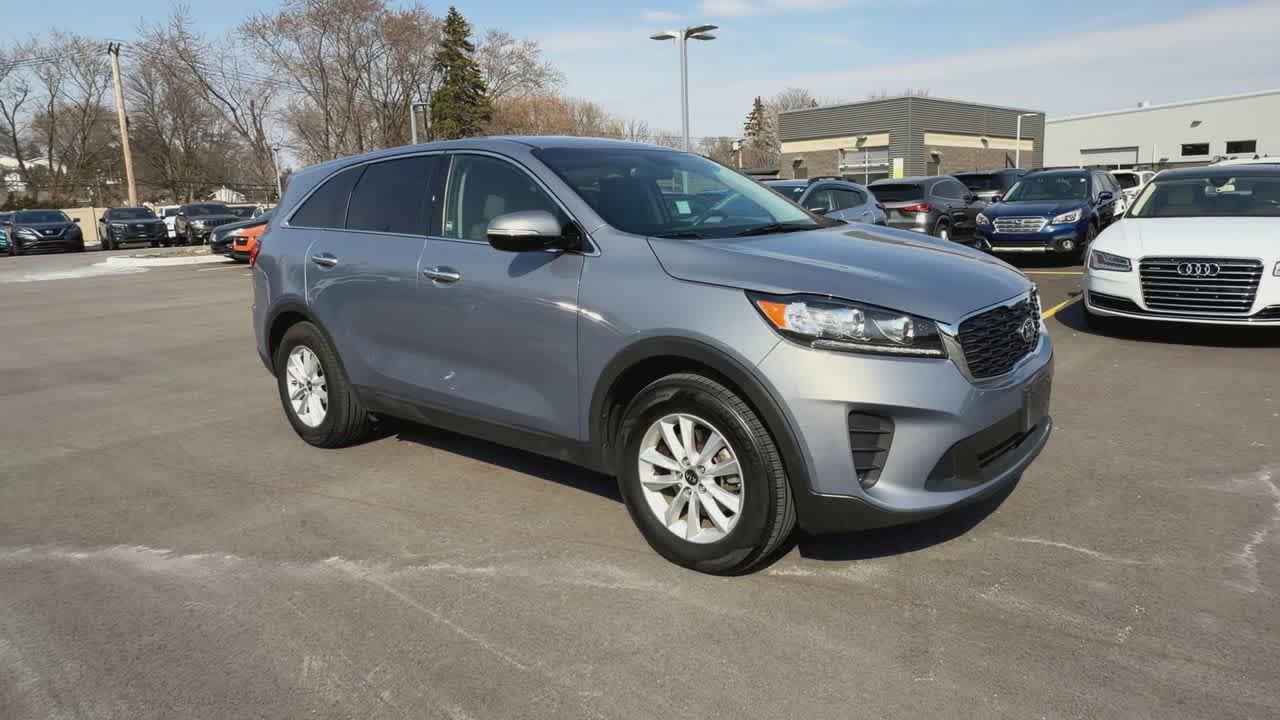 Used 2020 Kia Sorento L FWD image 3