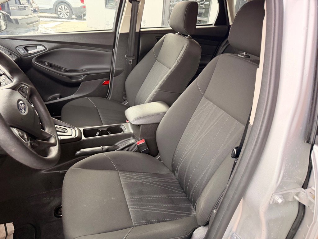 Used 2018 Ford Focus SE image 10