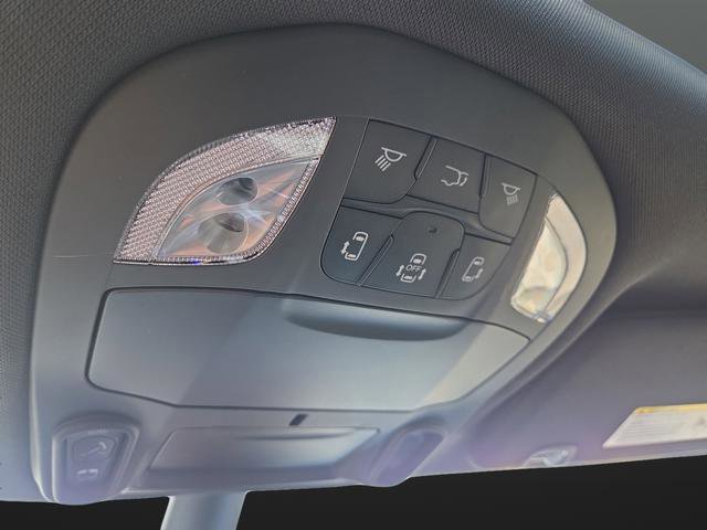 New 2026 Chrysler Pacifica Limited w/ S Appearance Package AWD/4WD image 26