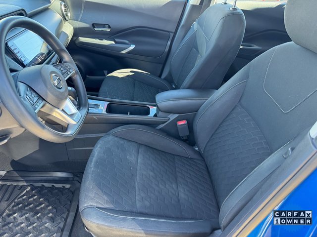 Used 2021 Nissan Kicks SV image 2