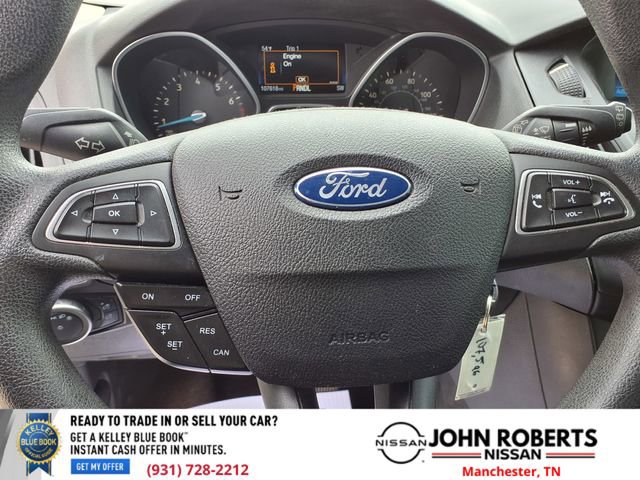 Used 2016 Ford Focus SE w/ SE Power Seat Package image 21