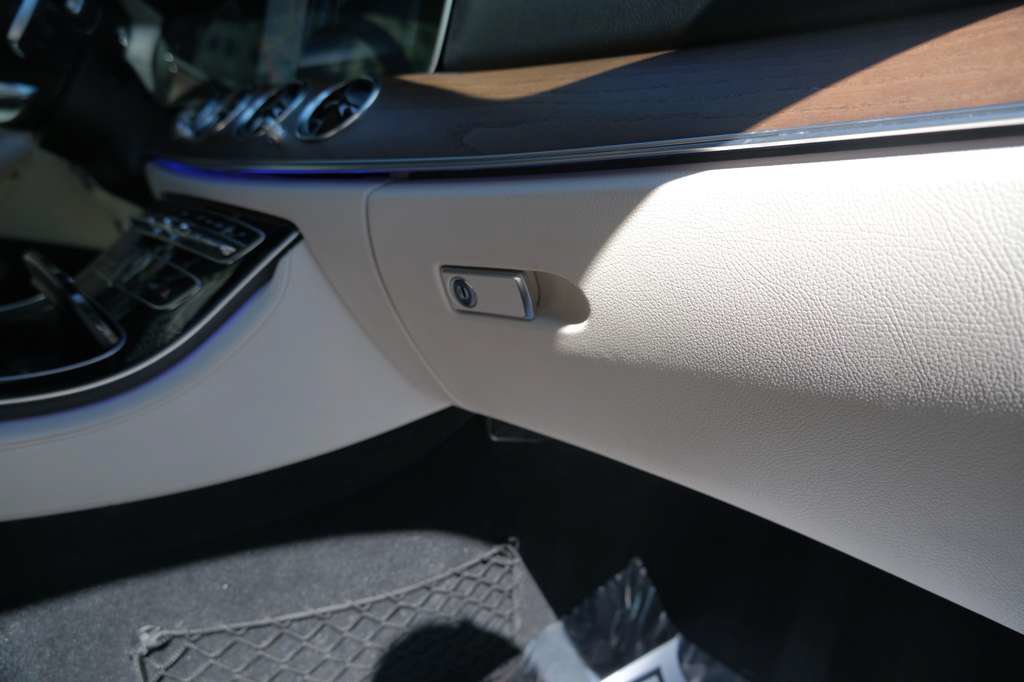 Used 2017 Mercedes-Benz E 43 AMG 4MATIC Sedan image 45