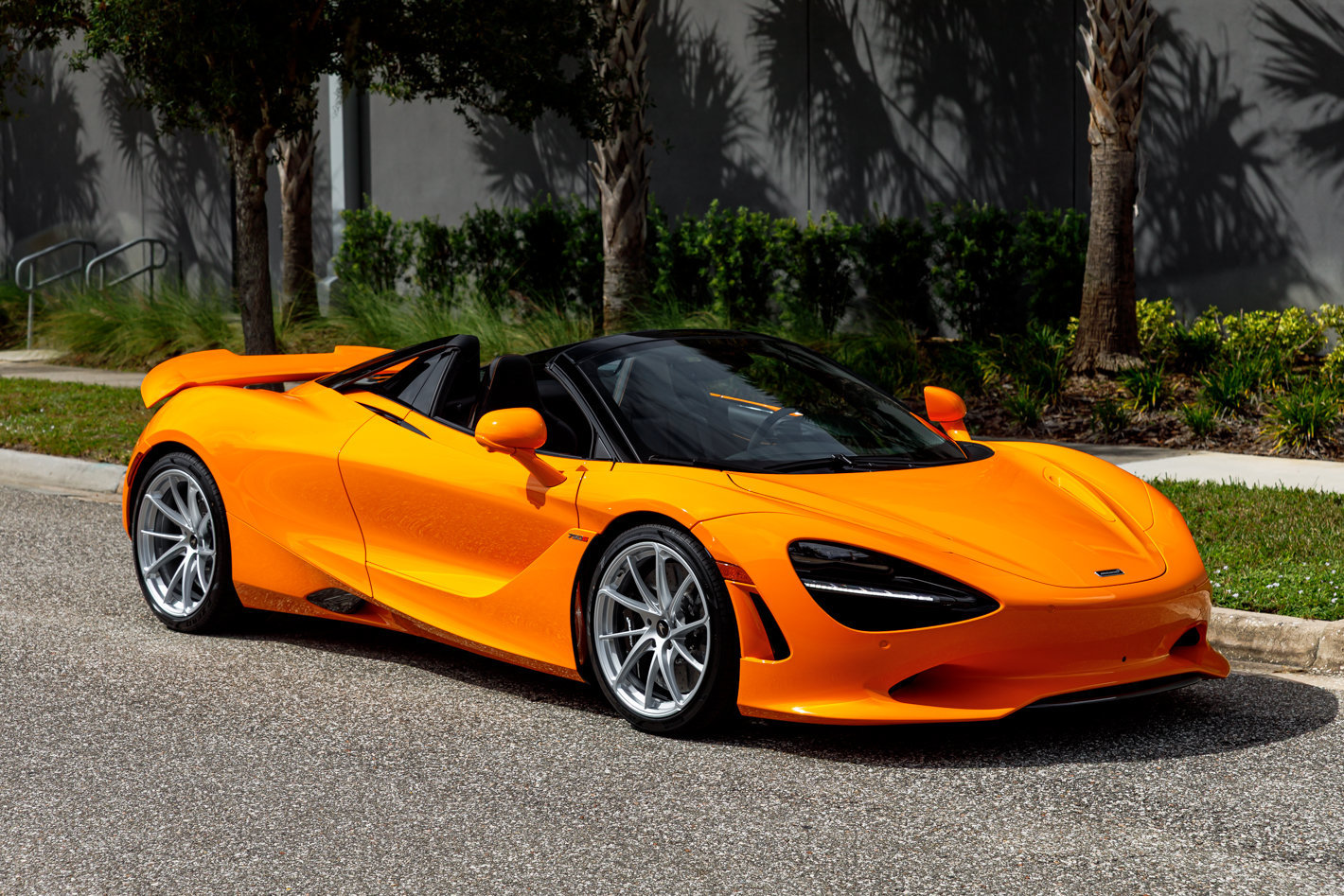 New 2027 McLaren 750S Spider RWD image 1