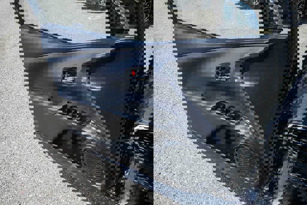 Used 2019 Toyota Prius Prime Plus w/ Carpet Mat Package FWD image 24