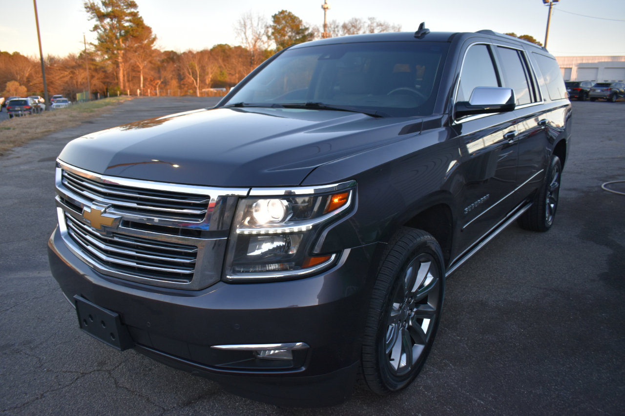Used 2015 Chevrolet Suburban LTZ image 2
