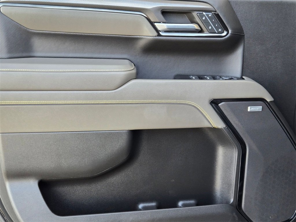 Used 2024 Chevrolet Silverado 1500 ZR2 w/ Technology Package image 11