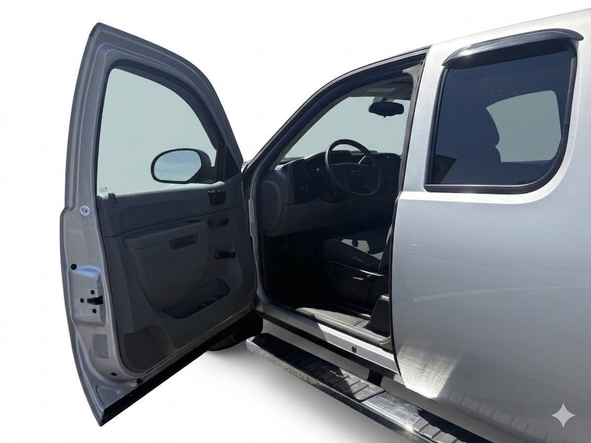 Used 2012 GMC Sierra 1500 W/T AWD/4WD image 10