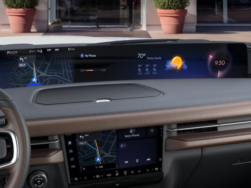 New 2026 Lincoln Navigator L Reserve AWD/4WD image 14