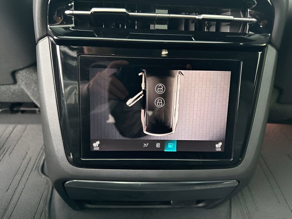 Used 2025 Cadillac Escalade IQ Luxury 2 w/ LPO, Premium Carpet Package AWD/4WD image 14
