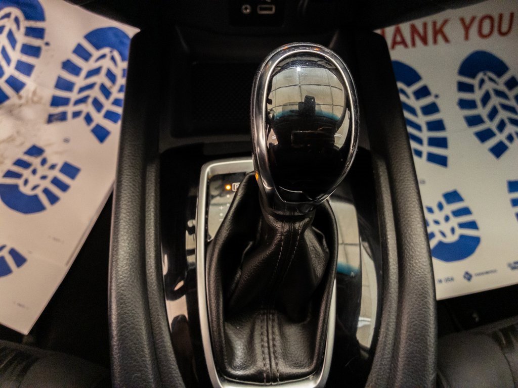 Used 2019 Nissan Rogue SV image 22