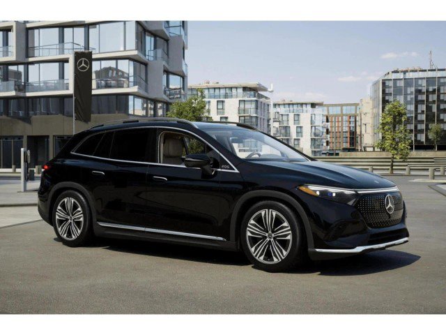 New 2026 Mercedes-Benz EQS 400 4MATIC SUV image 14