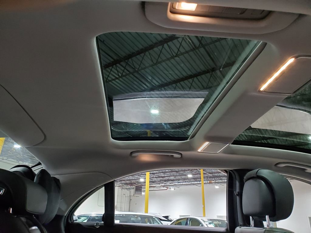 Used 2018 Mercedes-Benz S 560 4MATIC Sedan image 26